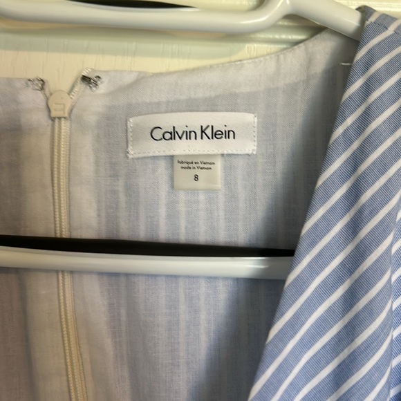 Striped flare wrap dress - Picture 2 of 4